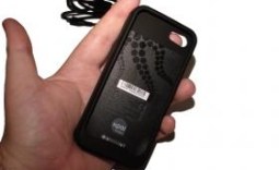 PowerSkin iPhone 4 Silicone Case with Built-in Battery Review
