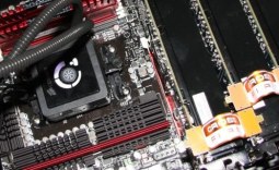 AMD FX-8150 vs. Intel i7-2600k CrossFireX HD 6970 x3 Head-to-Head
