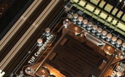 ASUS Sabertooth X79 (Intel X79) Motherboard Preview