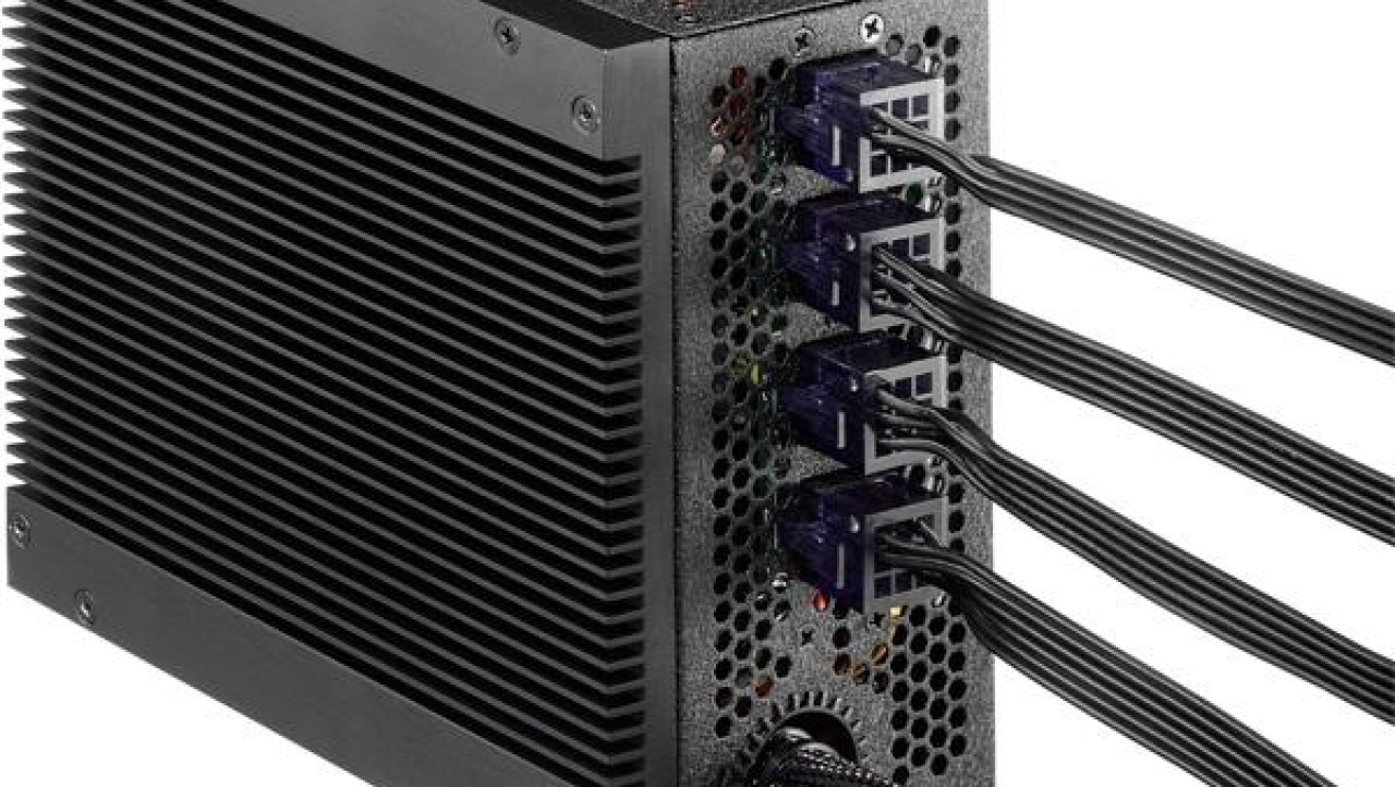 Kingwin Stryker STR-500 500W Fanless Power Supply Review