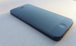 Apple iPhone 5 Smartphone Review