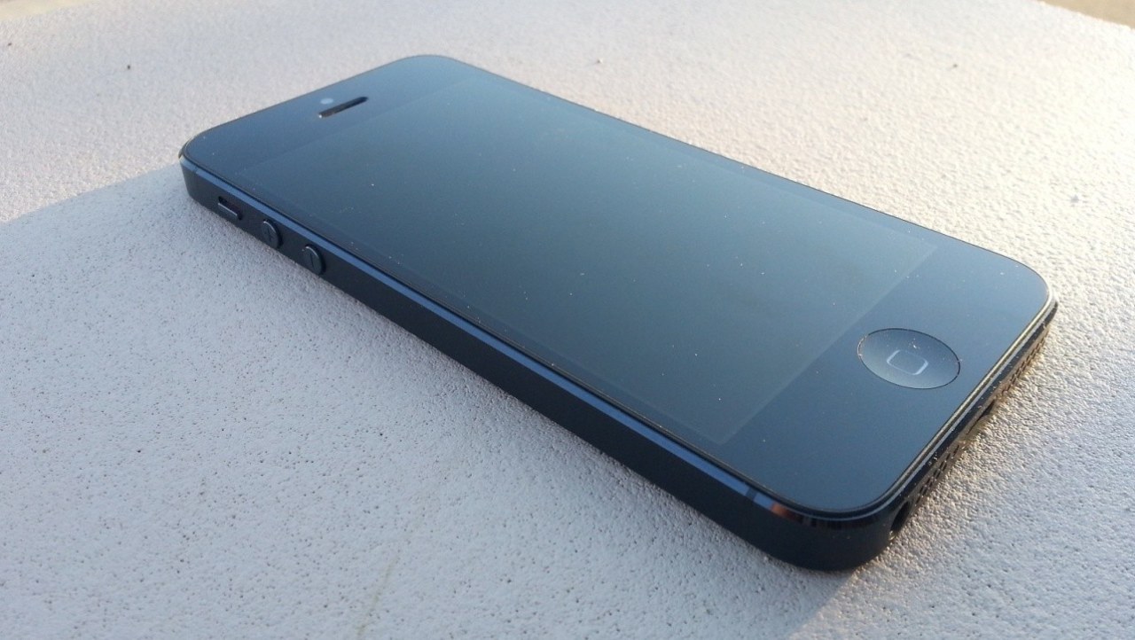 Apple iPhone 5 Smartphone Review