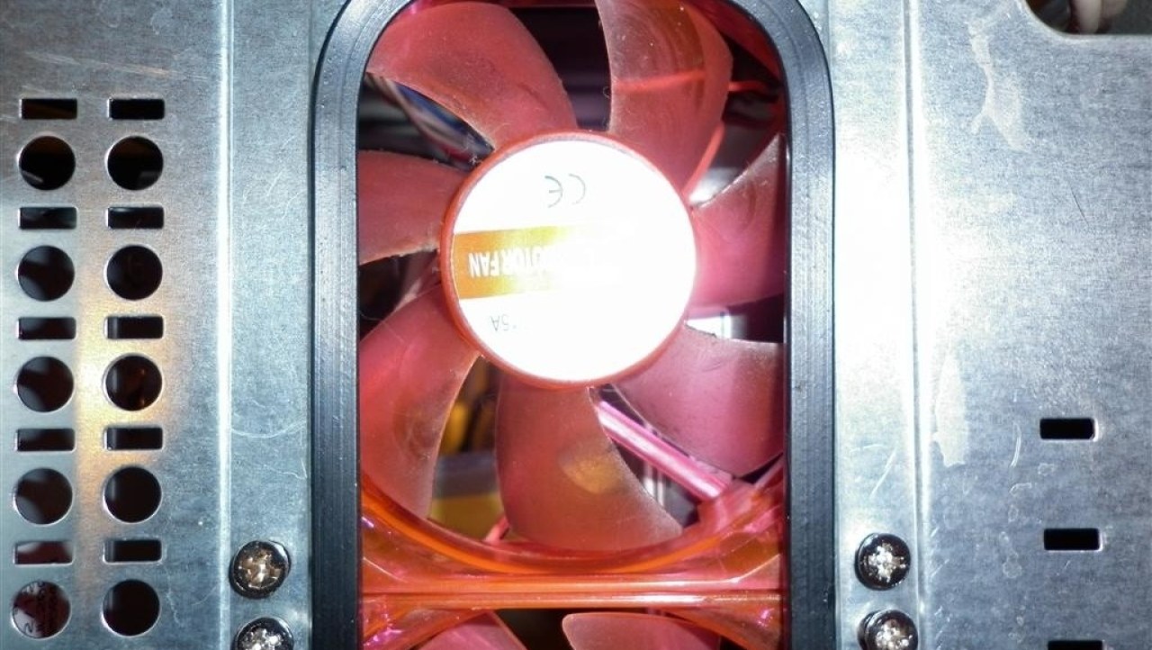 Case Smithing: Go with the flow - Installing a new case fan mount