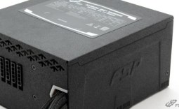 FSP Aurum 92+ PT-650M 650W 80 PLUS Platinum Power Supply Review