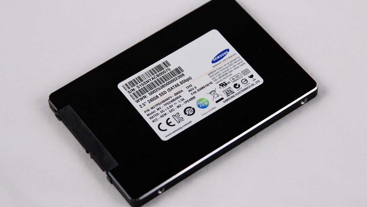 Samsung SM843 Pro Data Center Series 240GB SSD Review