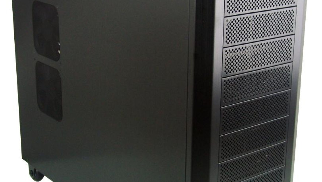 Lian Li PC-A79 Full-Tower Chassis Review