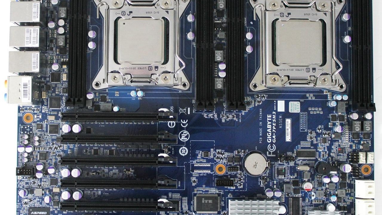 GIGABYTE GA-7PESH3 (Intel C602) Workstation Motherboard Review