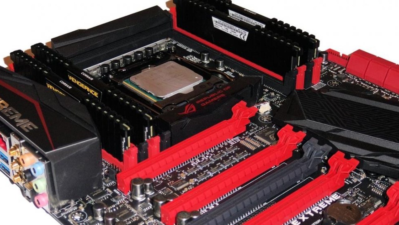 ASUS ROG Rampage V Extreme (Intel X99) Motherboard Review