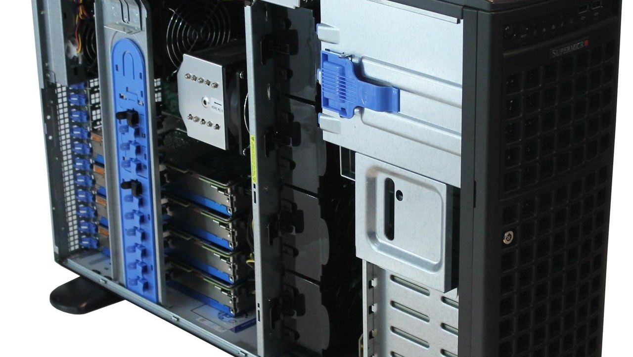 Supermicro 7048GR-TR (Intel C612) Workstation Tower System Review