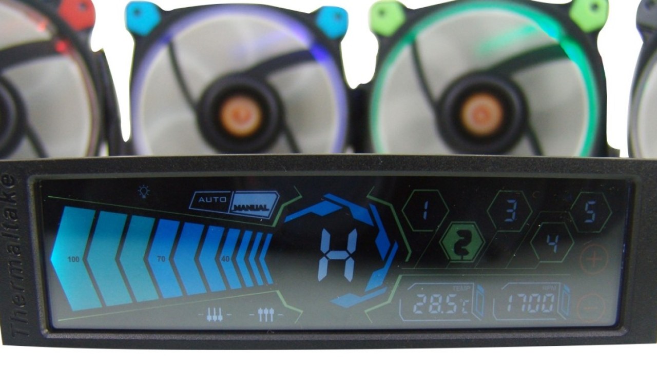Thermaltake Commander FT Touchscreen Fan Controller Review
