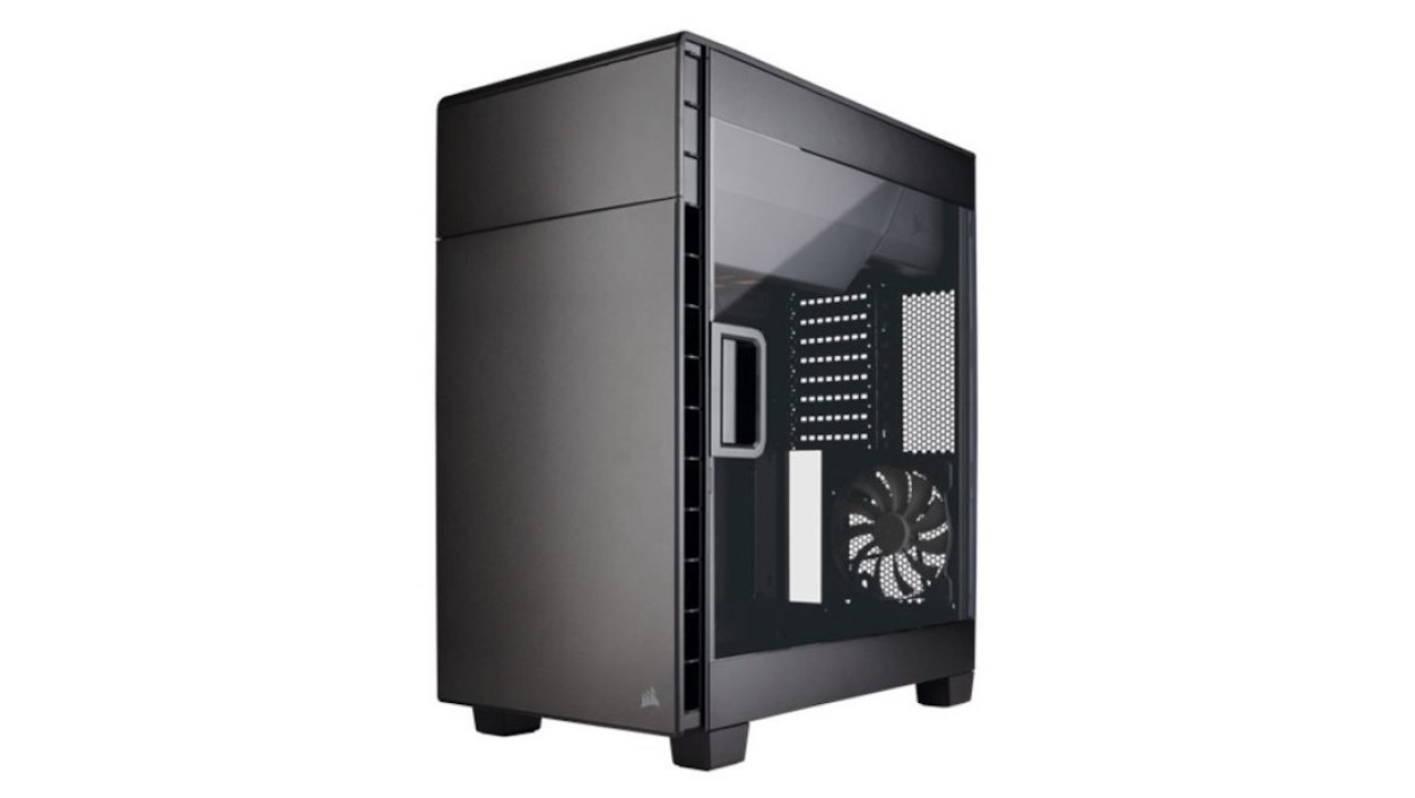 Corsair Carbide Clear 600C Inverse ATX Full-Tower Chassis Review