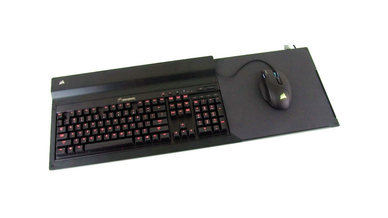 Corsair LAPDOG Gaming Control Center Review
