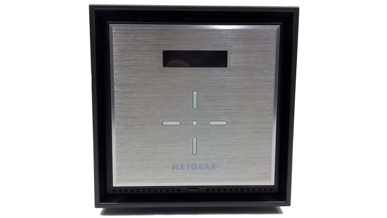 NETGEAR RN524X SMB 10Gbe NAS Review