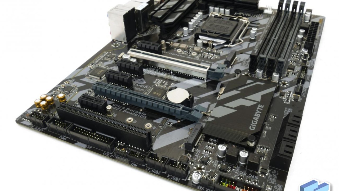 GIGABYTE Z370 HD3P (Intel Z370) Motherboard Review