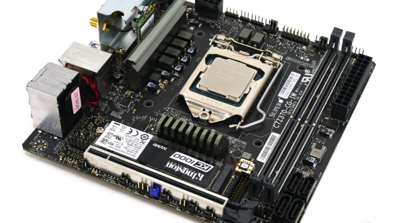 SuperMicro C7Z370-CG-IW (Intel Z370) Motherboard Review