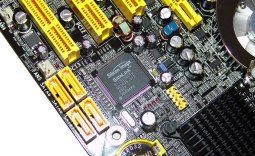 DFI LANParty UT CFX3200-DR - Another Xpress 3200 Tested