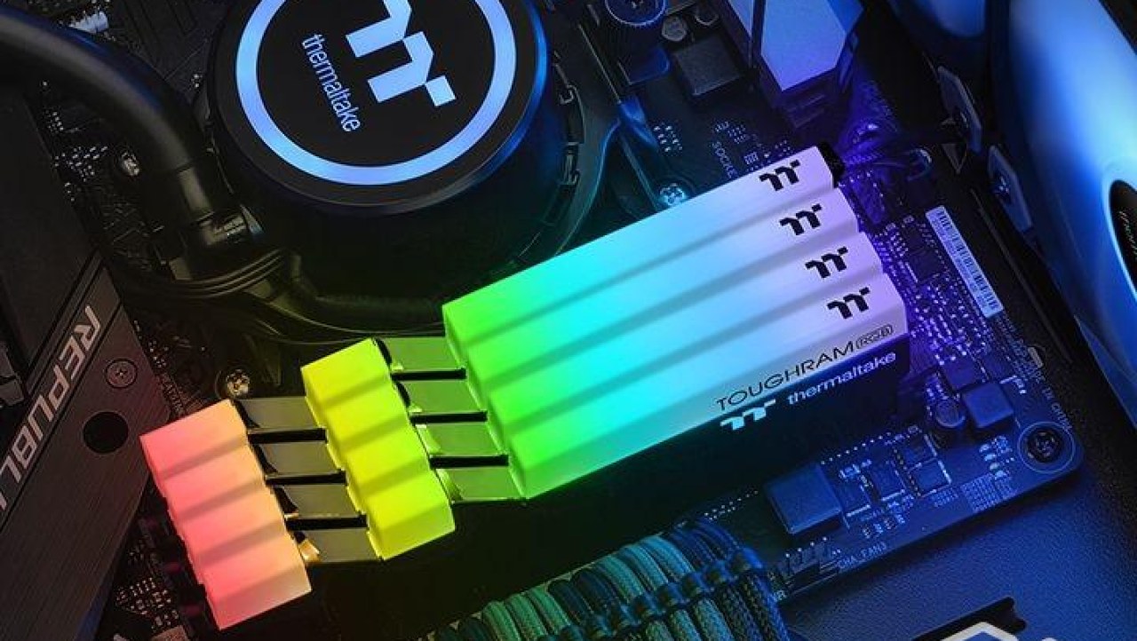 Thermaltake TOUGHRAM RGB DDR4-3200 16GB Dual Channel Memory Kit Review