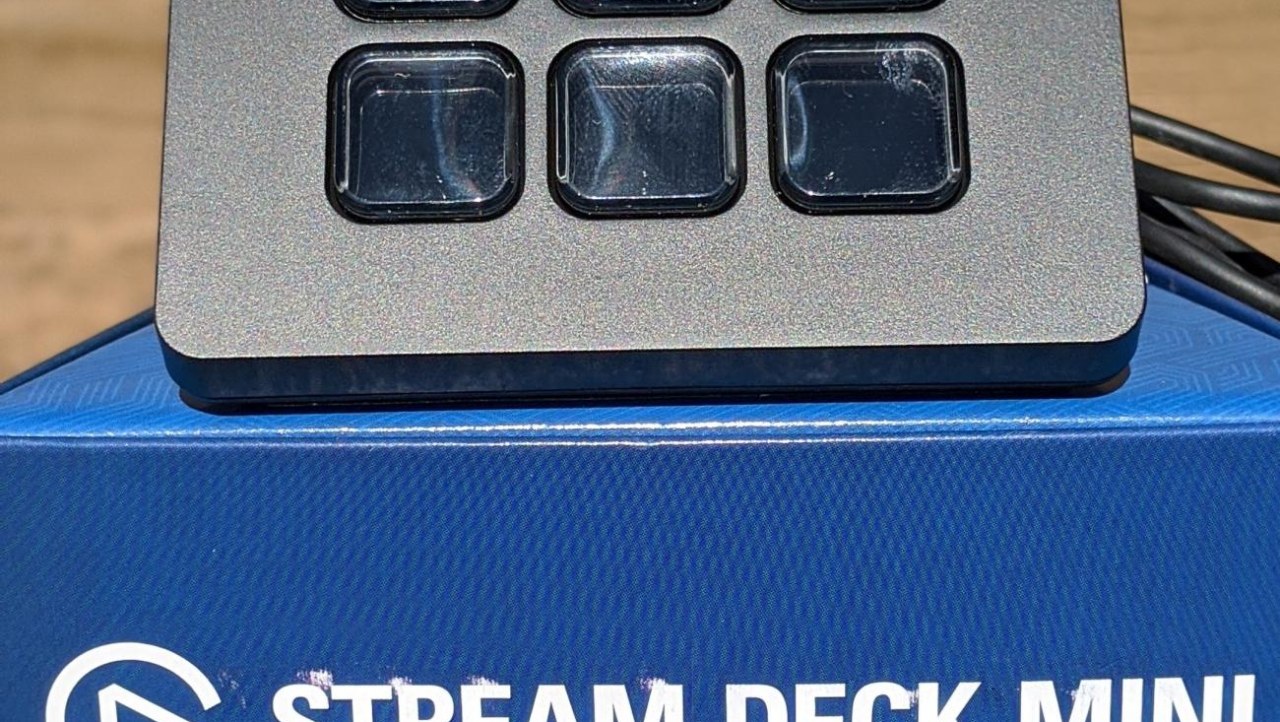 Elgato Stream Deck Mini Review: The Pocket-Sized Stream Companion