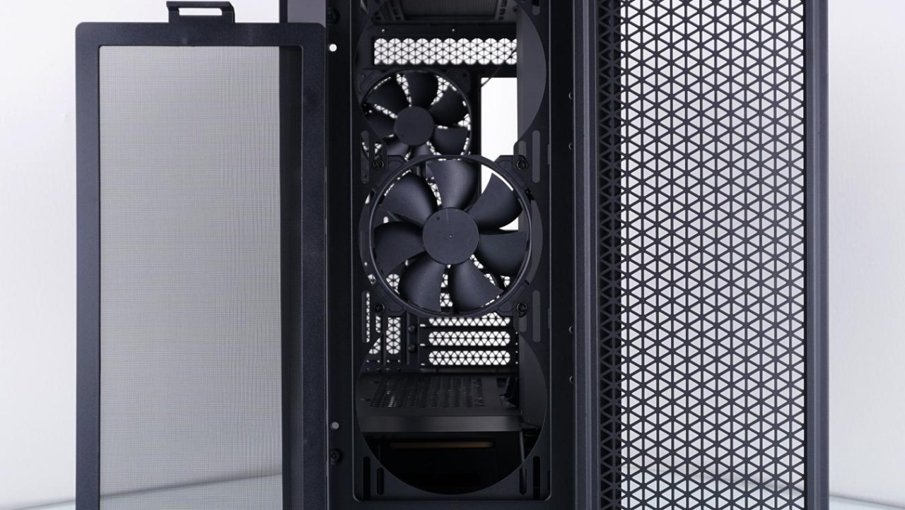 Corsair 5000D AIRFLOW Mid-Tower Chassis Review