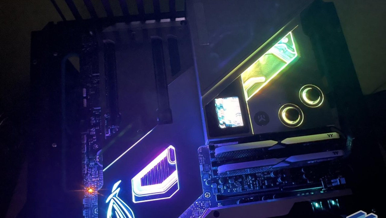 ASUS ROG Maximus Extreme XIII Glacial Motherboard Review