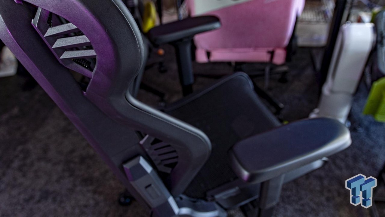 2021 DXRacer AIR Gaming Chair Review - Modular, Breathable Design