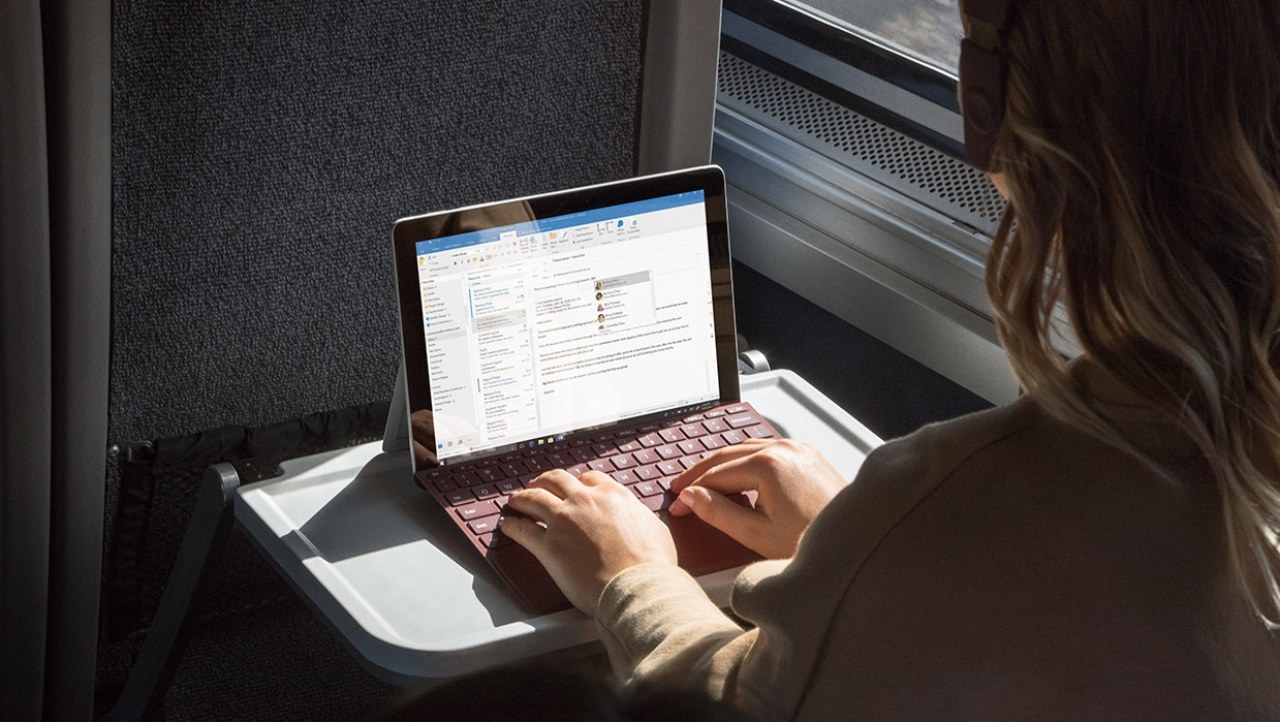 Microsoft messes up Windows 11's Media Creation Tool just as Windows 10 support ends