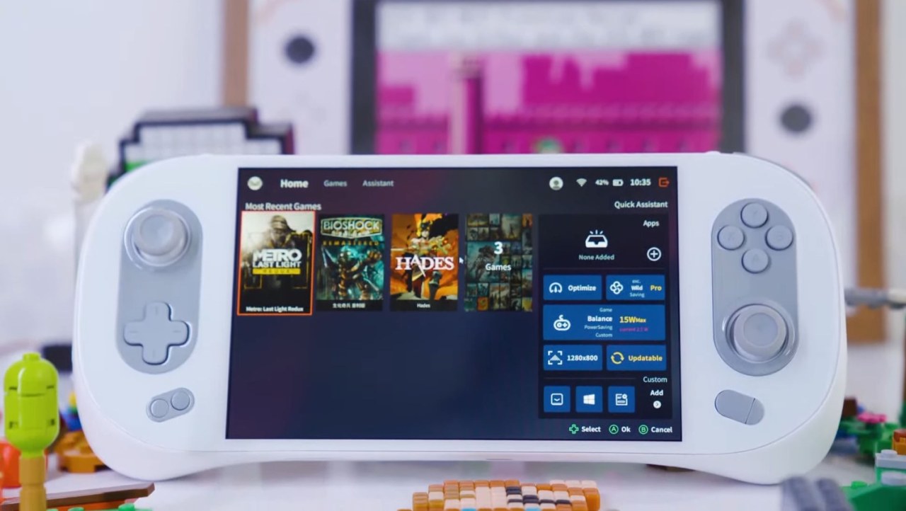 AYANEO2 handheld: Ryzen 7 6800U APU + GPU is 2x faster than Steam Deck