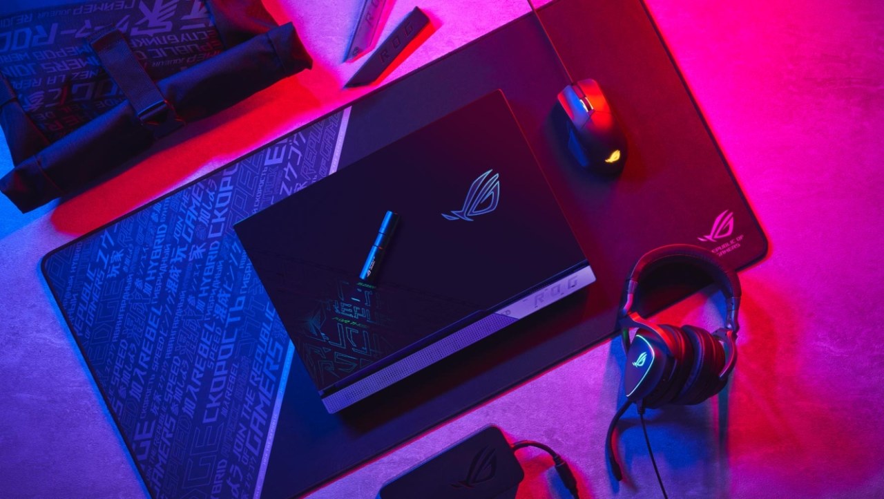 ASUS ROG Strix Scar 17 SE gaming laptop: Core i9-12950HX + RTX 3080 Ti
