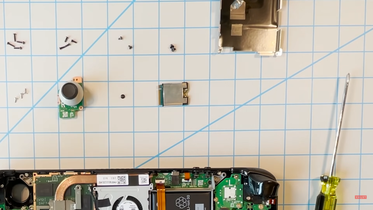 Valve designer warns Steam Deck owners not to add new 2242 M.2 SSDs