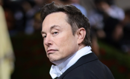 Elon Musk says he's going to dethrone the only S-tier social media platform