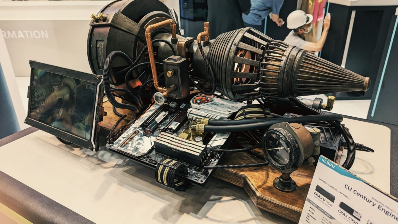 KLEVV's new DDR5 memory pushes 8600MT/s, and looks awesome in this Steampunk mod