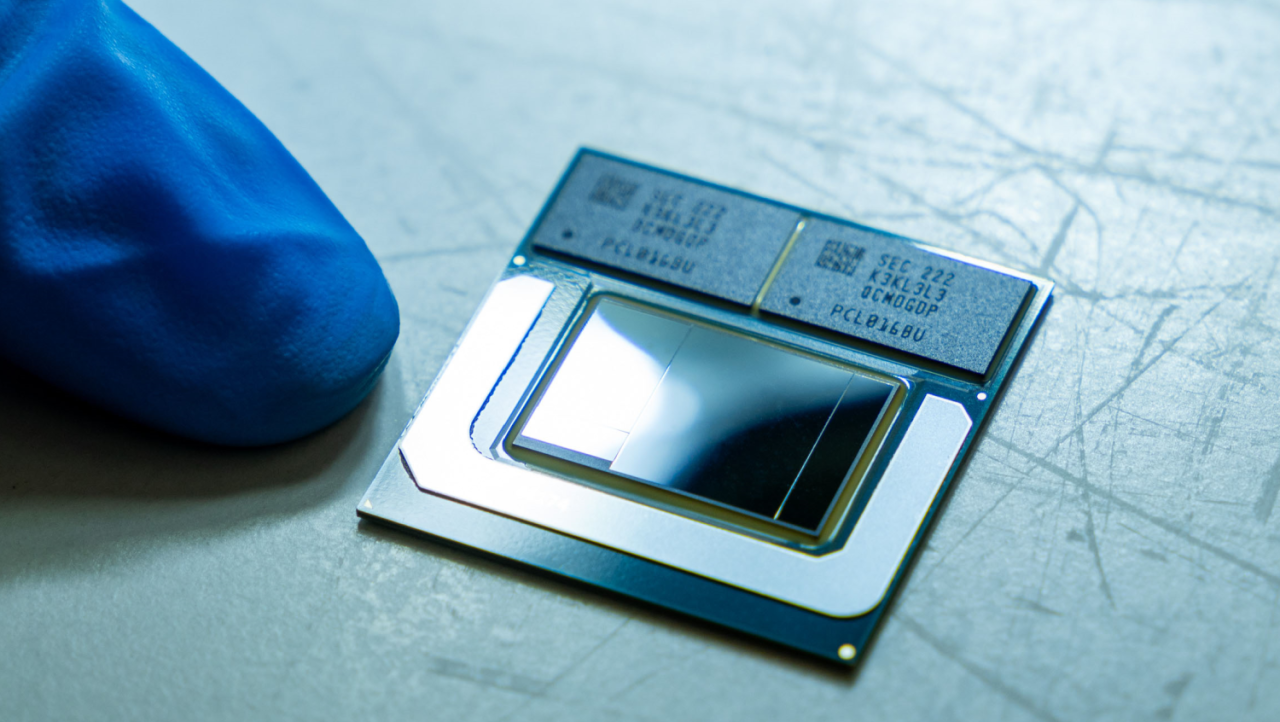Intel's next-gen Arrow Lake is first gaming CPU with AI, Lunar Lake: 3x faster NPU for laptops