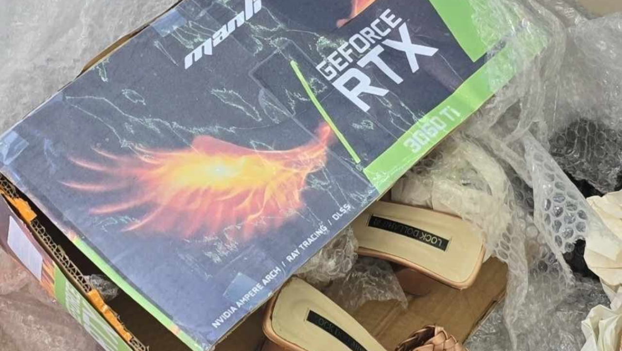 Vietnamese buyer scammed: buys RTX 3060 Ti, gets a pair of womens shoes instead