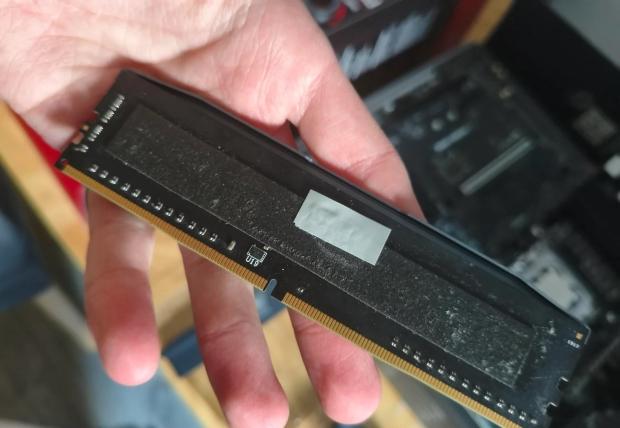 More RAM scams: Redditor buys Corsair Vengeance DDR5, but it's really DDR4 with a scam sticker