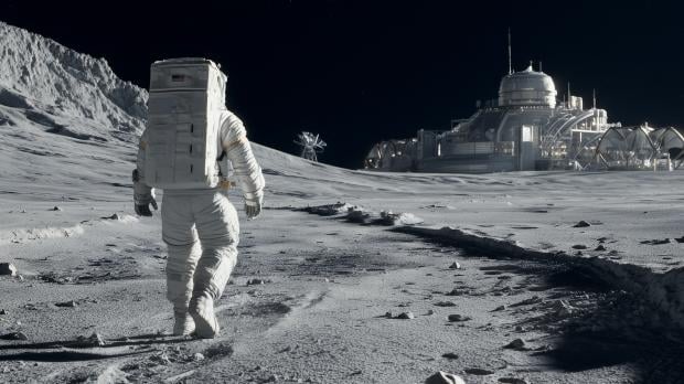 SpaceX and Musk shift focus from Mars to building a 'self-growing city' on the Moon