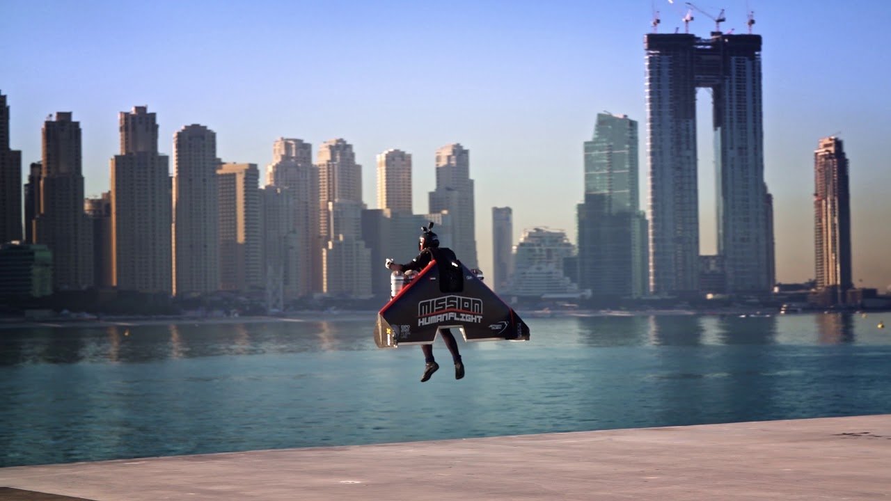 Jetman Dubai The Closest Person To Fly Like A Real life Superman TweakTown