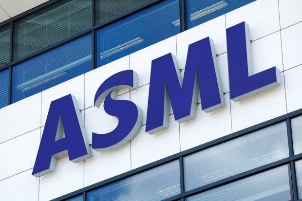 Dutch government to spend $2.7B on enhancing Eindhoven region, to keep ASML in the Netherlands